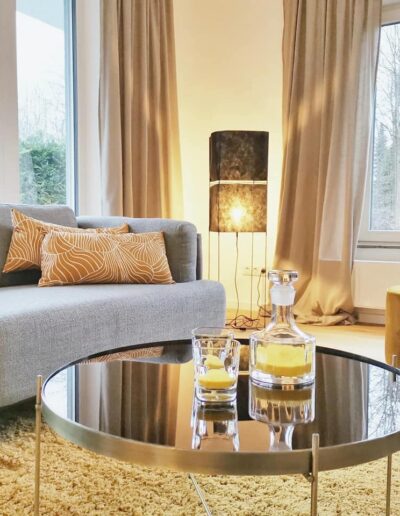 Home Staging Projekt in Köln – Goldene Details für Luxus-Lebensfreude