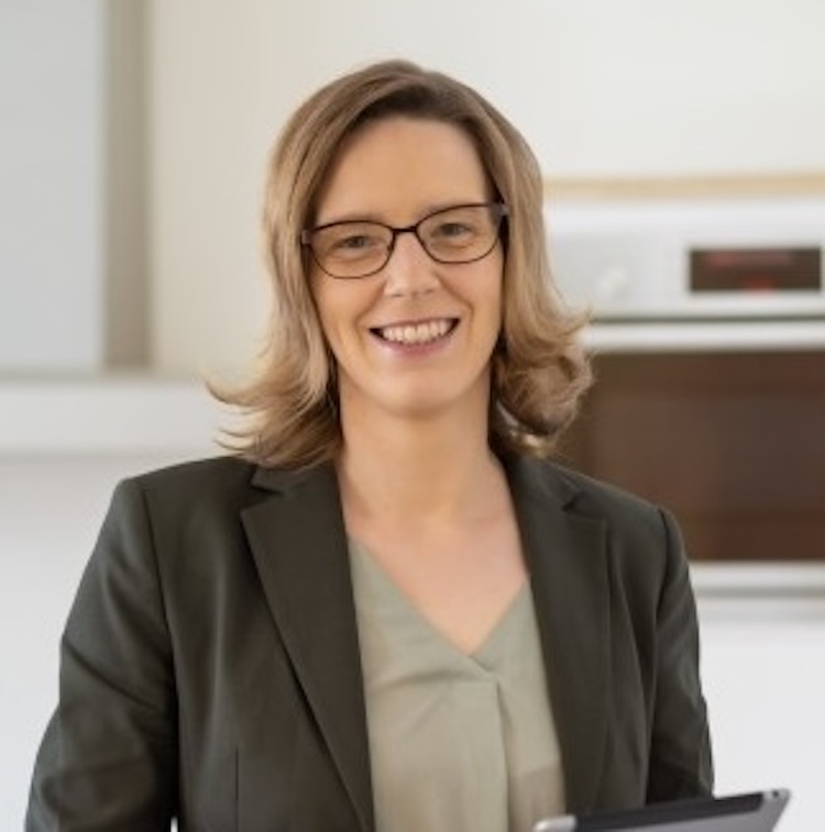 Elisabeth-Trick-Local