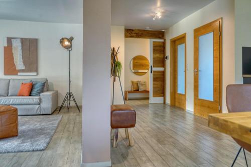 ST Nicole Selle-Walter_Team Home.Staging.de_Woche 2_3