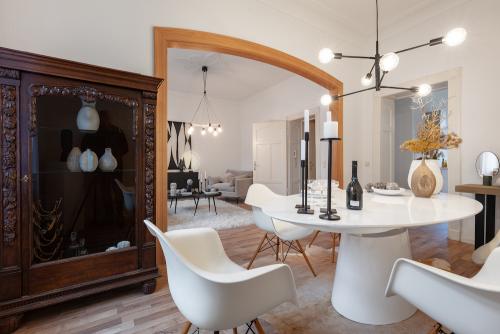Wohnbereich-nachher_Leonard-Immobilien